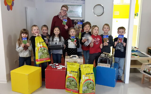 Besuch im Kindergarten Regenbogenland